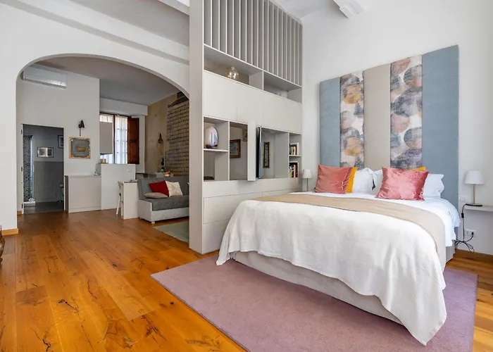 The Tornabuoni Palace By San Collection