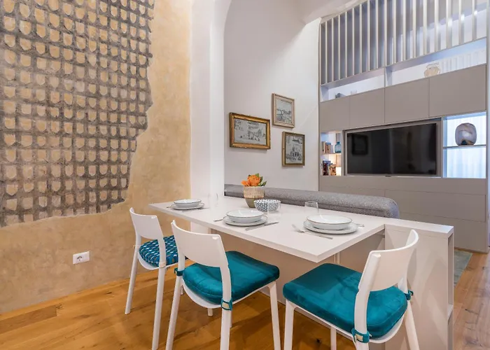 The Tornabuoni Palace By San Collection