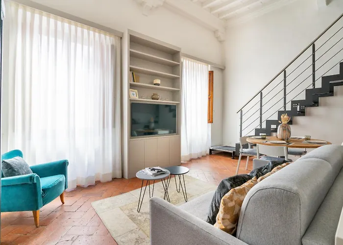 The Tornabuoni Palace By San Collection *